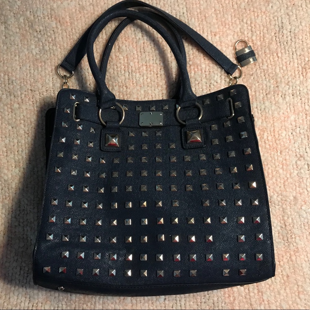 Purse🌷With No Name